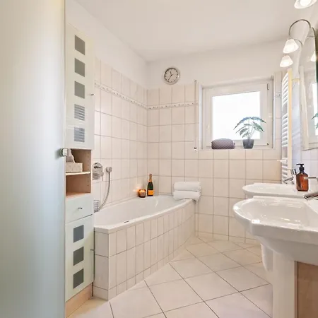 Hafenblick Direkt Am Appartamento Hagnau